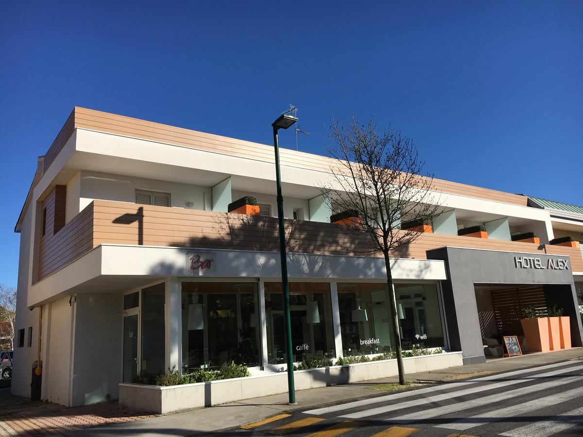 Hotel Alex Lignano Sabbiadoro Exterior photo